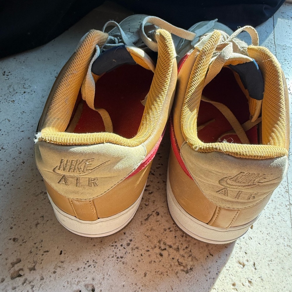 Men's 13 Nike Air force, one bird nest red blue Sneakers - Picture 4 of 8